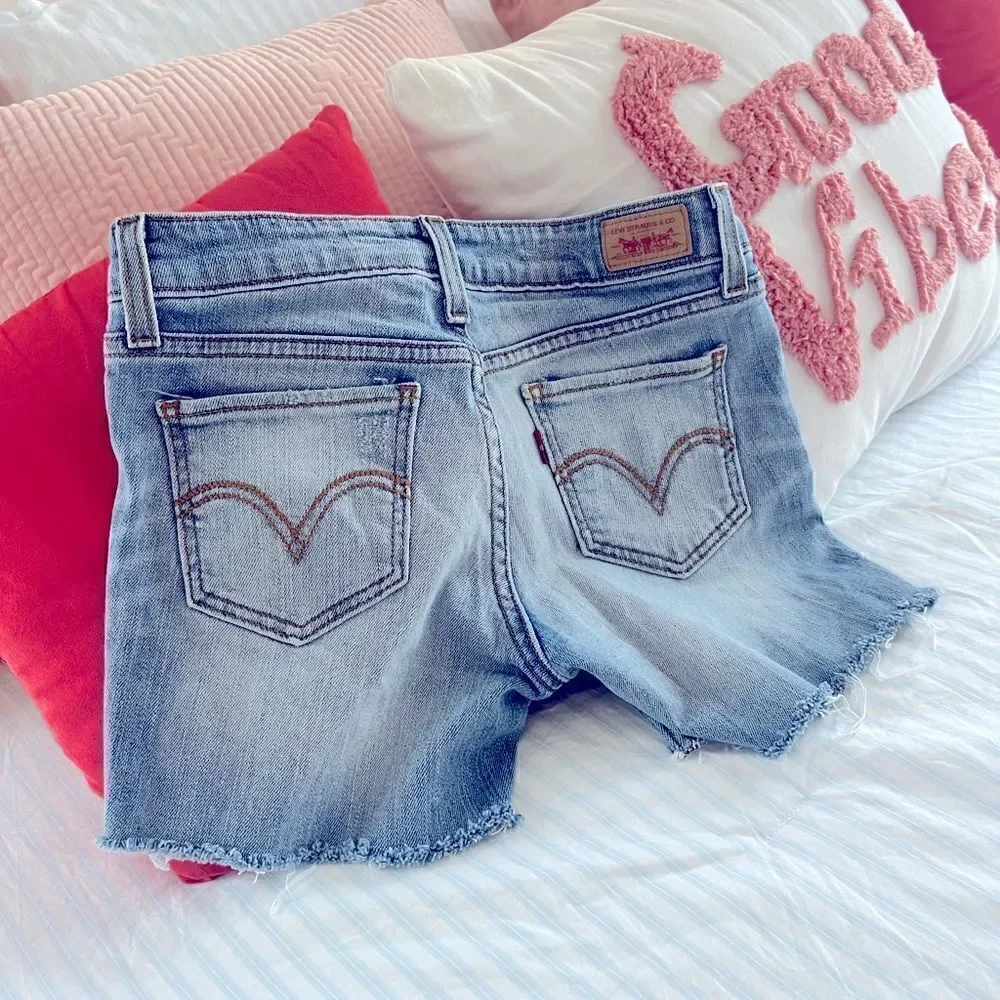 Original authentic Levi cut-off shorts; Size 1